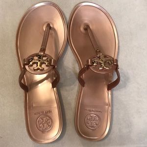 Tory Burch mini Miller thong rose gold